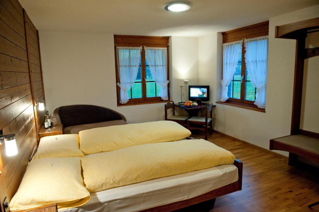 Hirschen Eggiwil Hotel ภายนอก รูปภาพ